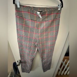 New York and Company pull on pants size Large. Tags still attached. Never worn.